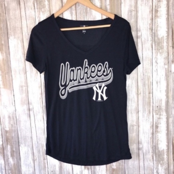 MLB New York Yankees Baseball Tee - Picture 1 of 4